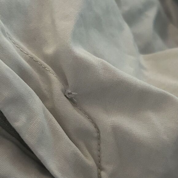 J. Crew Chino Shorts 38 Khaki Pockets Button Zip 10" Inseam 100% Cotton - Picture 11 of 11